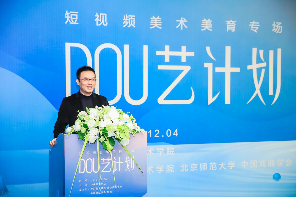 快手播放量1000小热门_快手播放1000算热门吗_快手分大热门和小热门