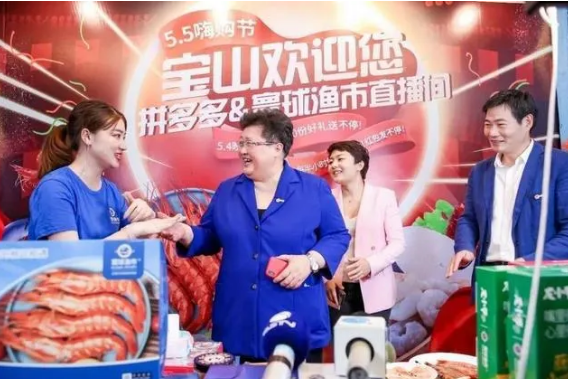 抖音粉丝哪里有卖_抖音刷粉代理平台_泰国妹子抖音,有颜有身材系列