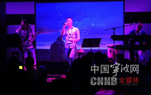 抖音买真粉真人粉1元_抖音@抖音小助手有用么_抖音粉丝哪里有卖