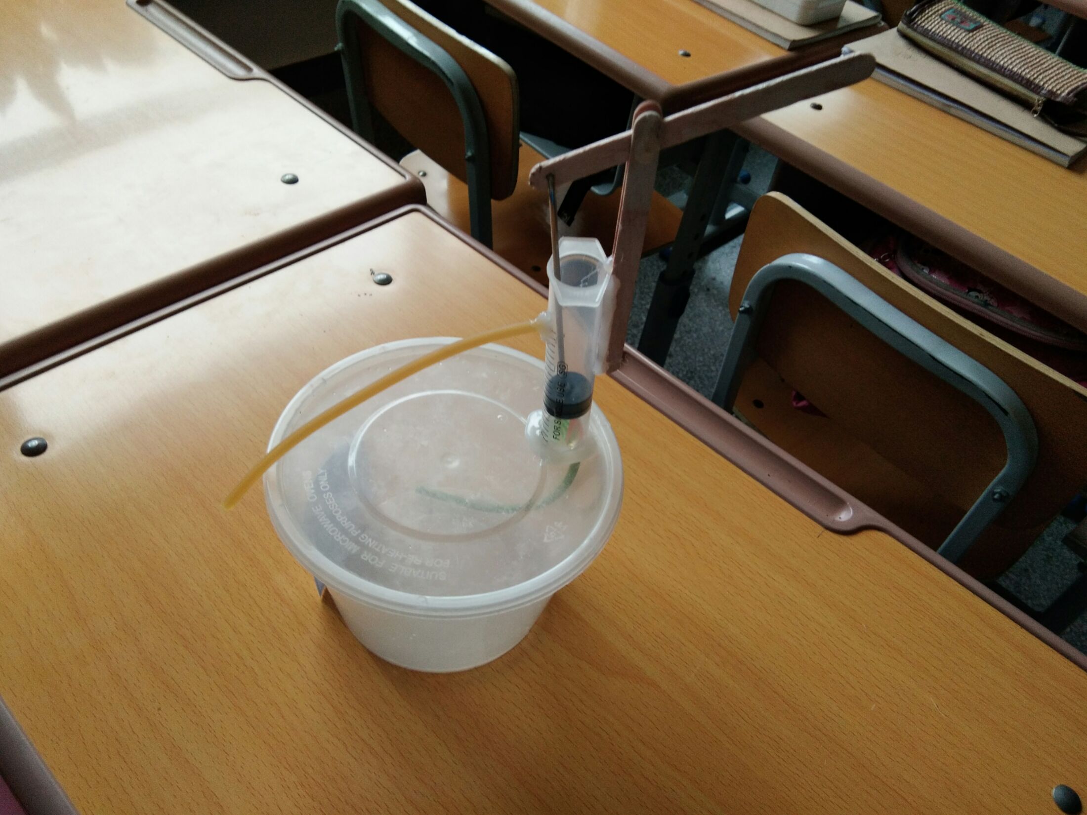鸡蛋内打破是生命图片_鸡蛋从内打破是成长_从内打破是生命