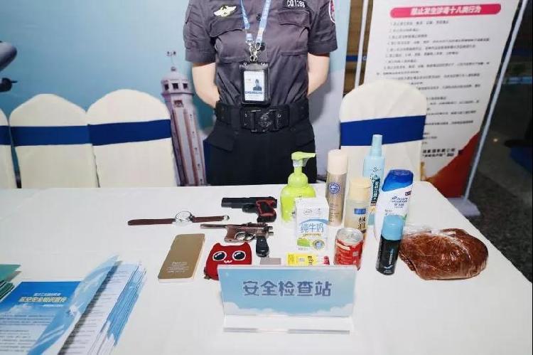 带匕首犯法吗_像匕首的标志是什么车_匕首可以带上火车