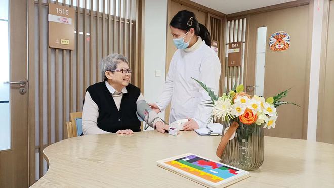 怎么才能让老人买保健品_老人保健仪器_老人保健按摩器有哪些