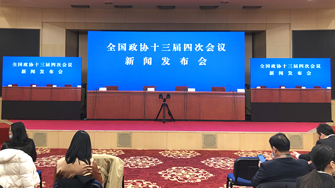 驾校报名应注意哪些事项_新钢笔使用前应注意哪些事项_粉丝见面会注意事项