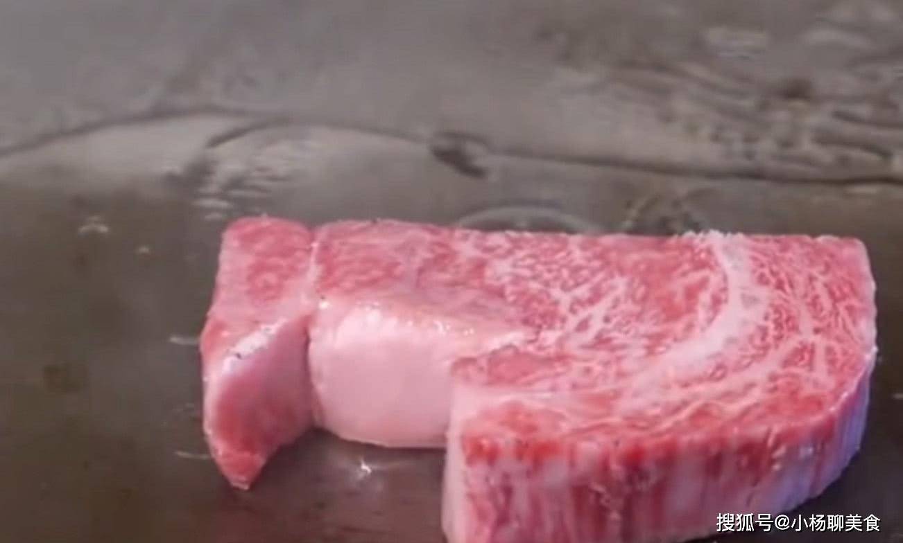 假假爱真做_假牛肉 沙拉_假牛肉上的筋是怎做的