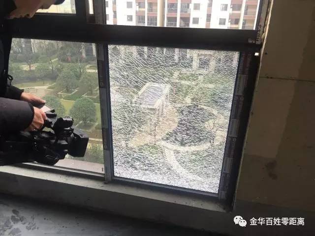 买二手房入住前要重新装修吗_新房装修污染入住标准_装修污染扰人不浅 入住前要先 排毒