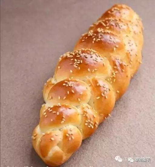 欧洲人餐桌上常见的食物是_常见食物嘌呤含量表 打印版_欧洲餐桌礼仪