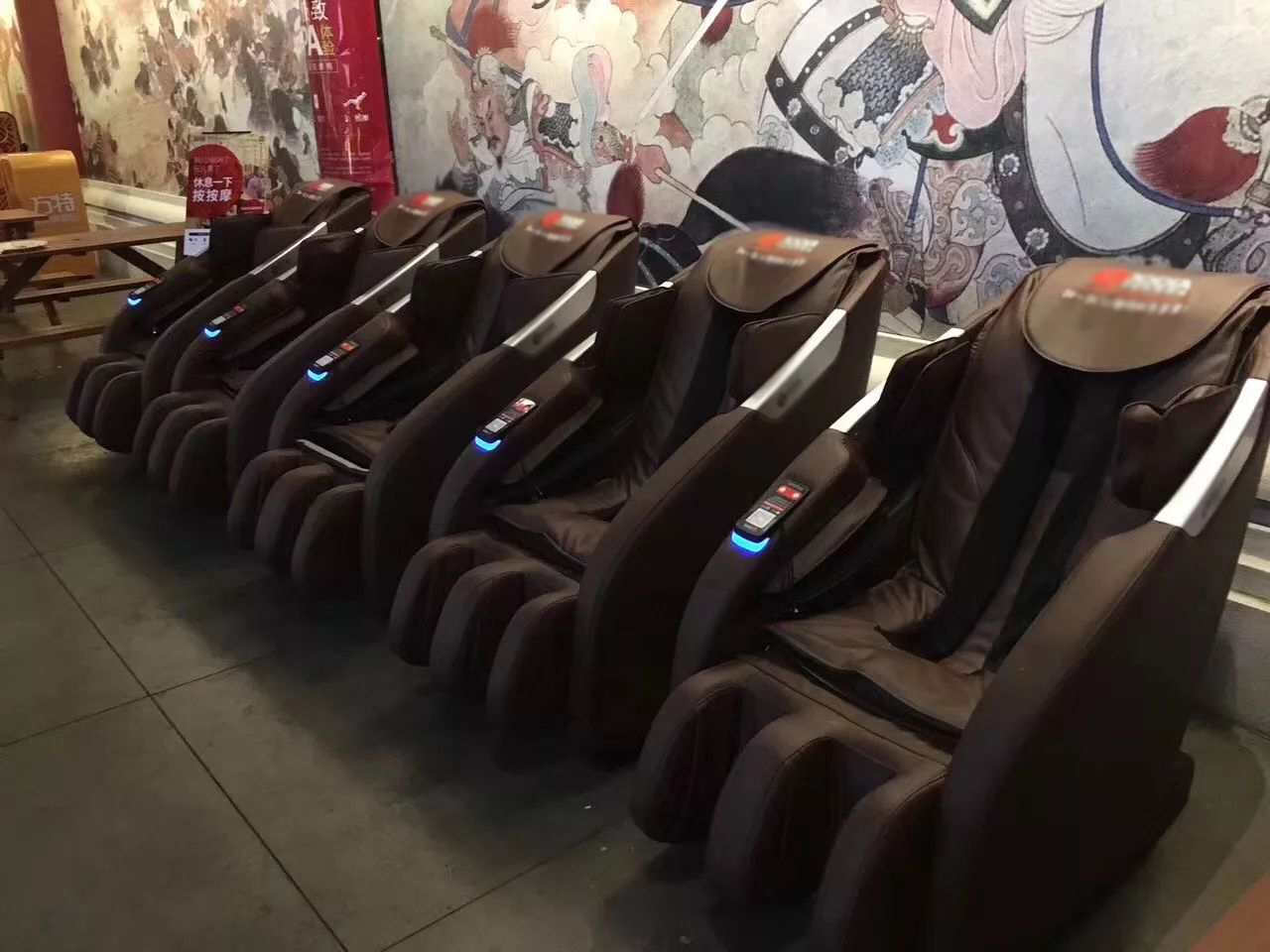 郭家店有开业按摩地方吗_网易智造太空舱按摩大师椅_什么地方有卖按摩椅的