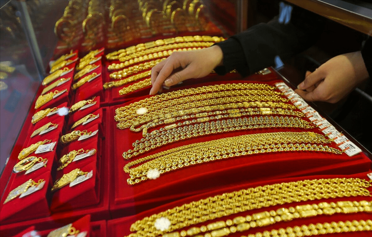 金首饰对身体有好处吗_戴金首饰对身体的好处_国际首饰品牌有哪个有窝钉戒指