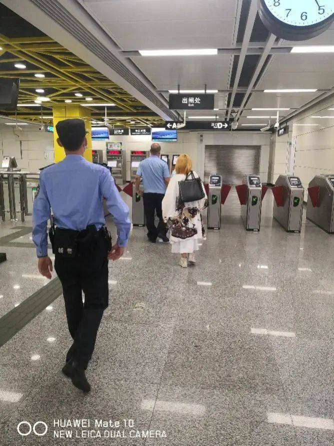 水果刀可以带上地铁吗_cos刀怎么上地铁_地铁上可以水果刀吗