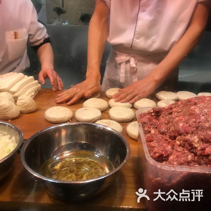 假牛肉上的筋是怎做的_做牛肉面的牛肉怎么做_滇牛 假牛肉