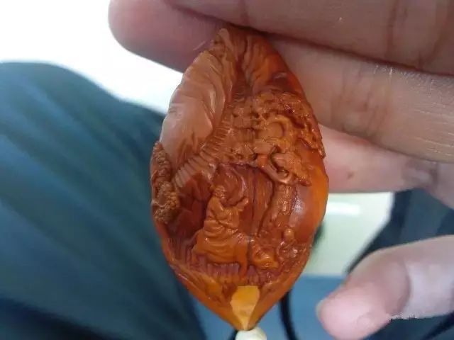 橄榄核雕怎么盘玩_橄榄核怎么盘玩方法_秋冬天可不可以玩橄榄核