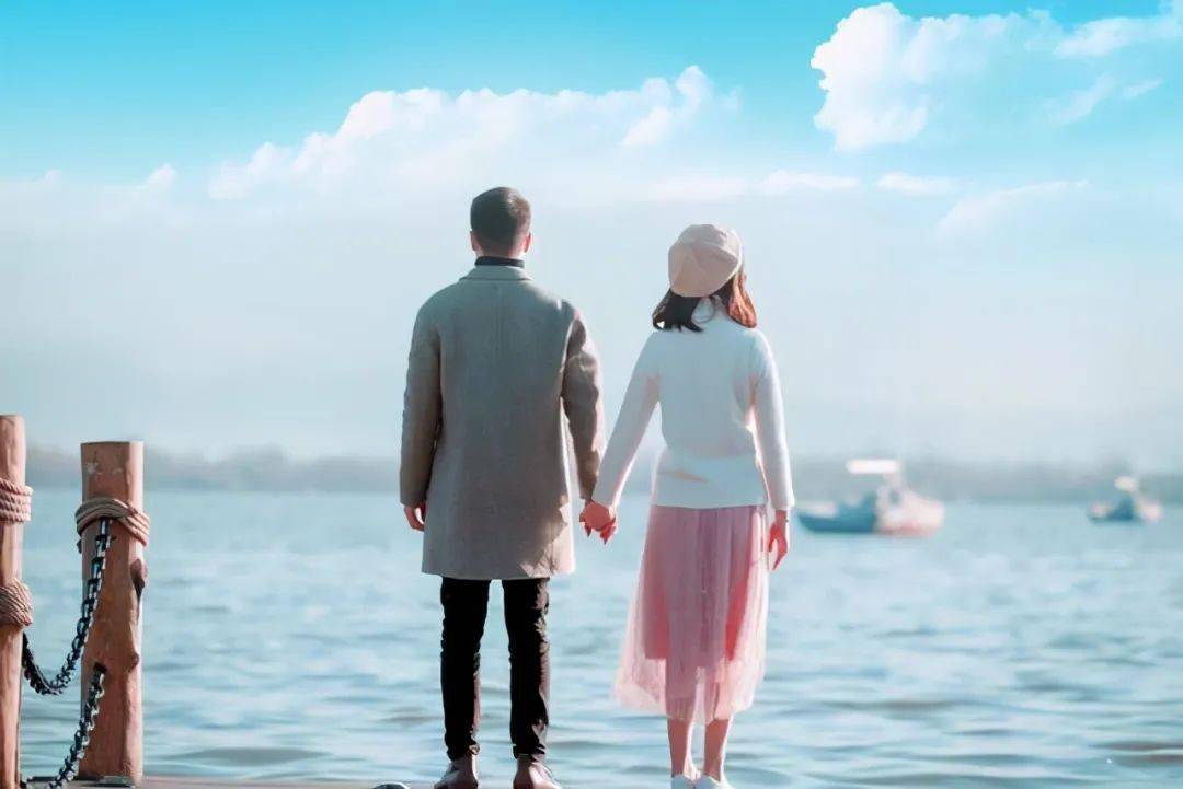 理解是奢侈_理解是一缕春风唤醒沉寂的心田_什么是互相理解