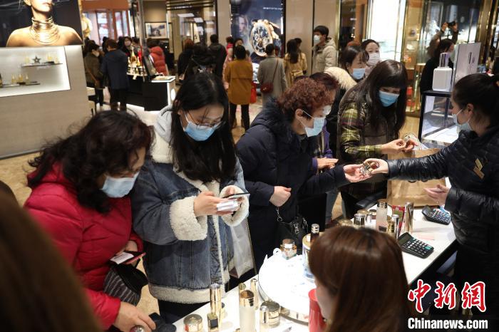 南京宜状化妆品公司_南京融宜宝公司_南京宜信公司怎么样