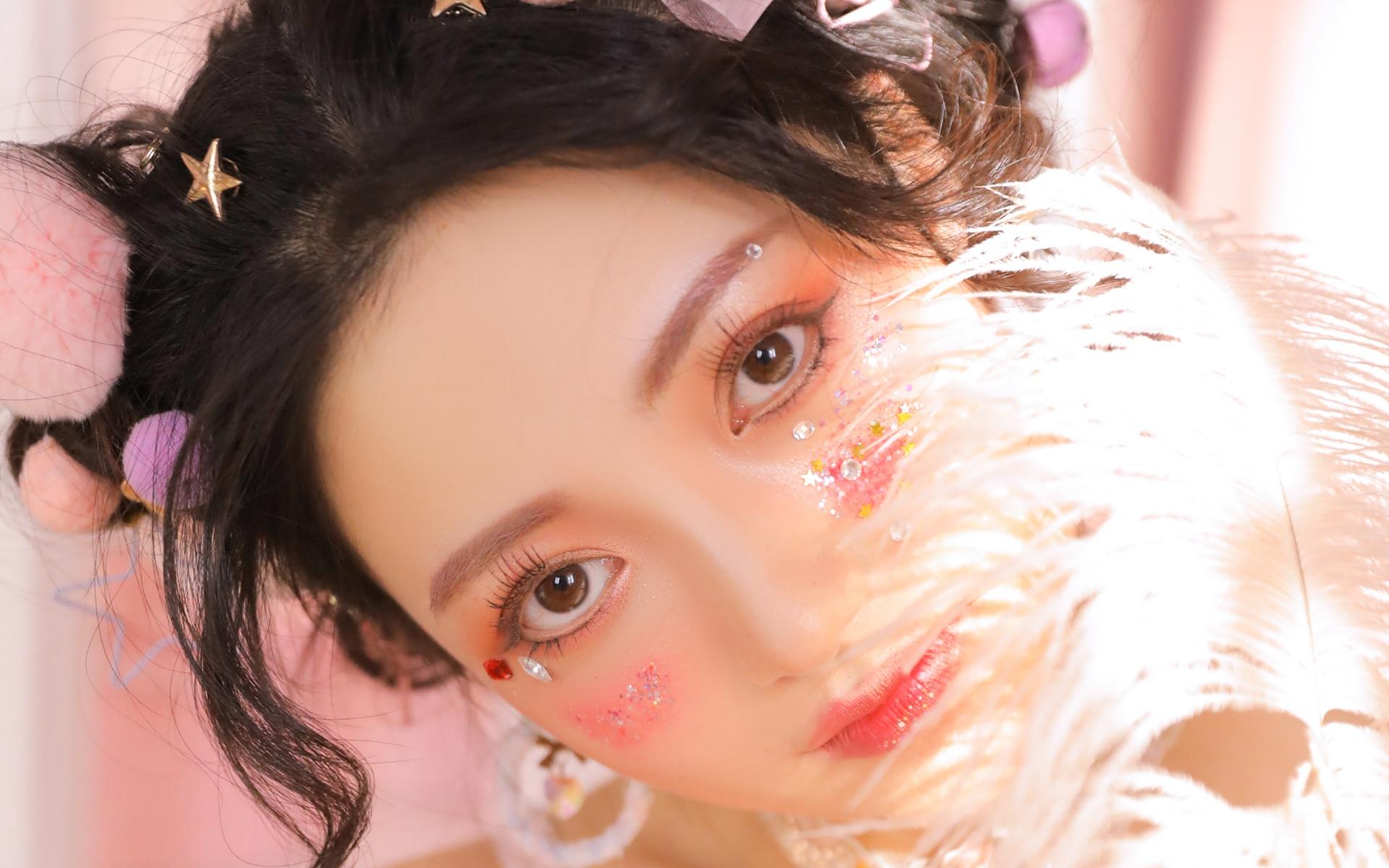 性格色彩蓝色男生爱情_色彩分析蓝色的人是什么性格_性格色彩心理学蓝色