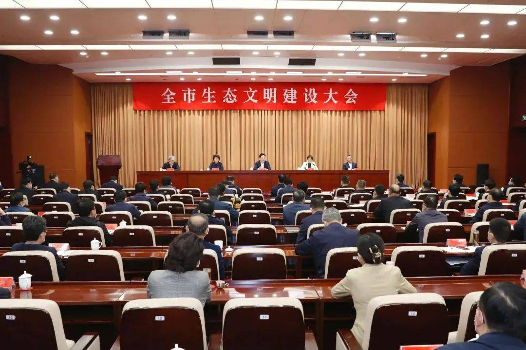 哲学反思的本质特征_道的本质内涵和特征_哲学生命的本质是什么