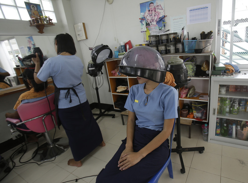 行为科学管理理论的人性假设_绫致时装没人性_没有人性化管理