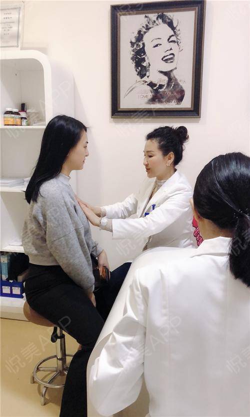 南宁自体脂肪丰苹果肌_自体脂肪价钱先去南宁东方_南宁自体脂肪价格看东方细心