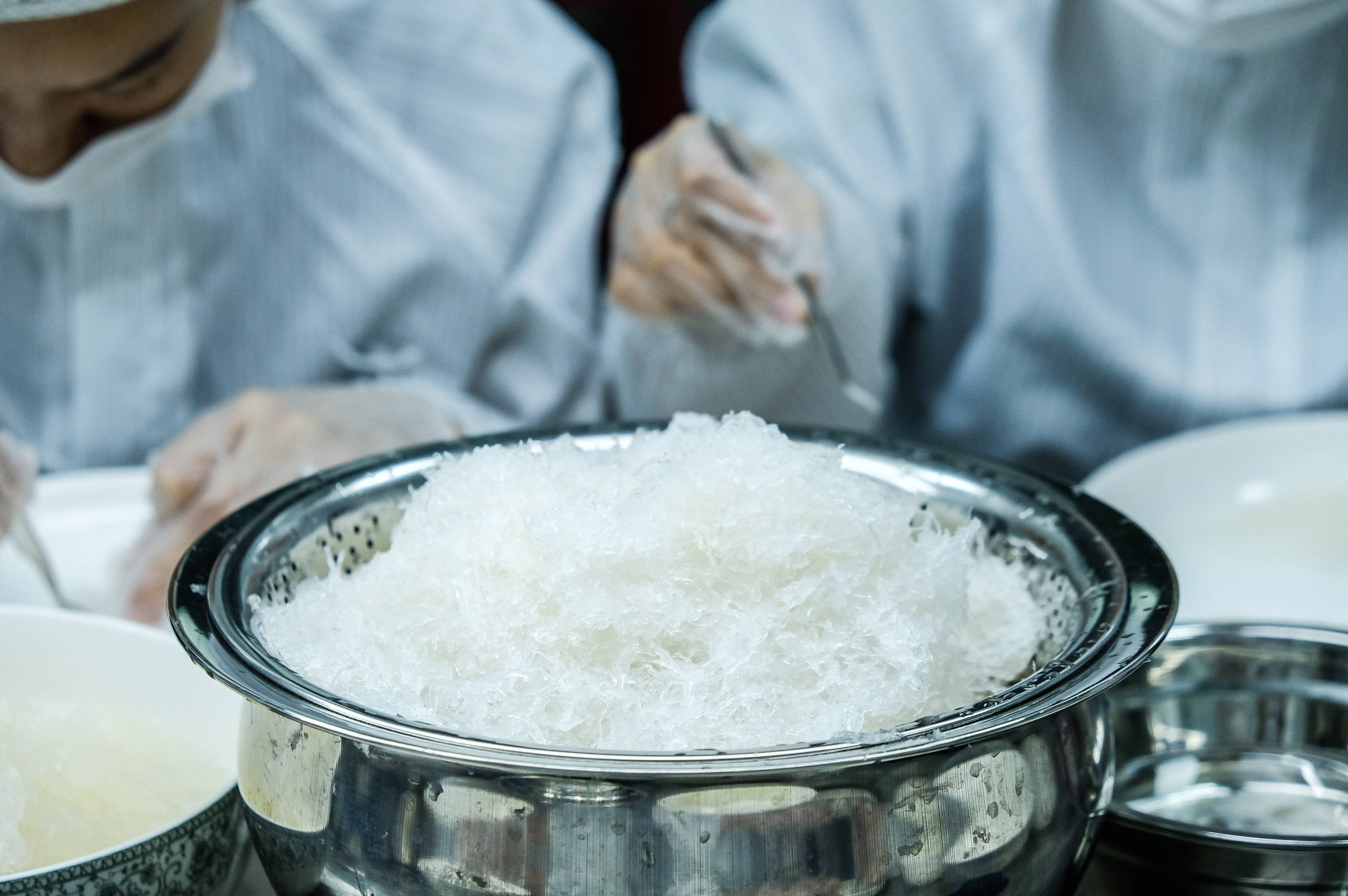 三角盏燕窝泡发后有点烂_假燕窝泡发后样子(图)_6克燕窝泡发后多大