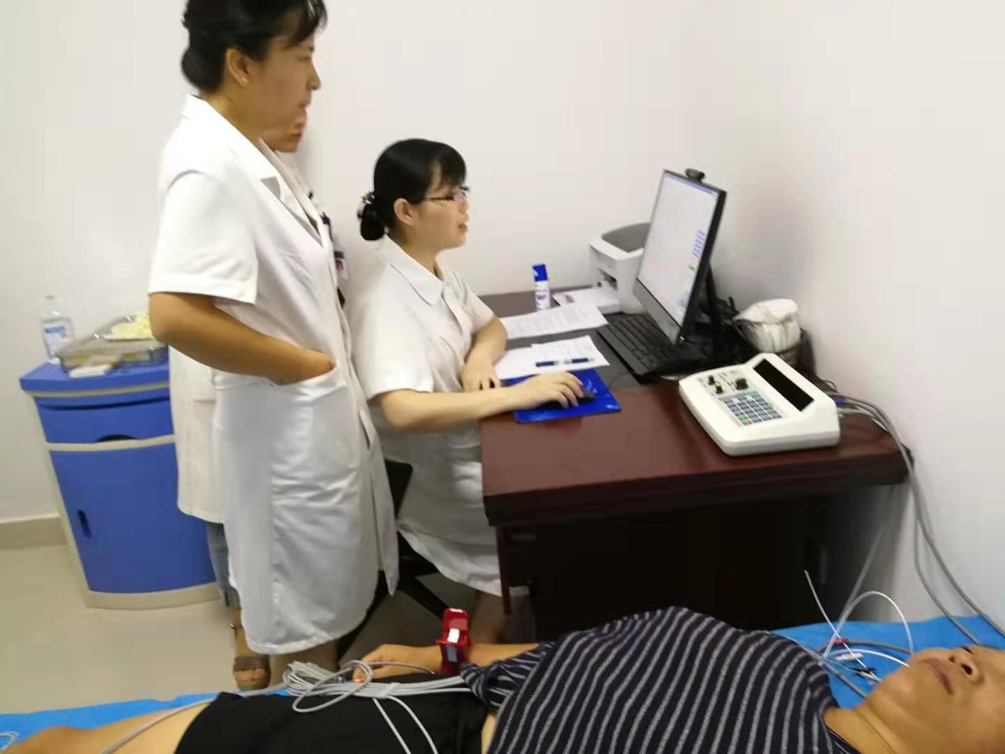 空腹做心电图有影响吗_抑郁症做电休克有用吗_做第二次流产有没有什么影响