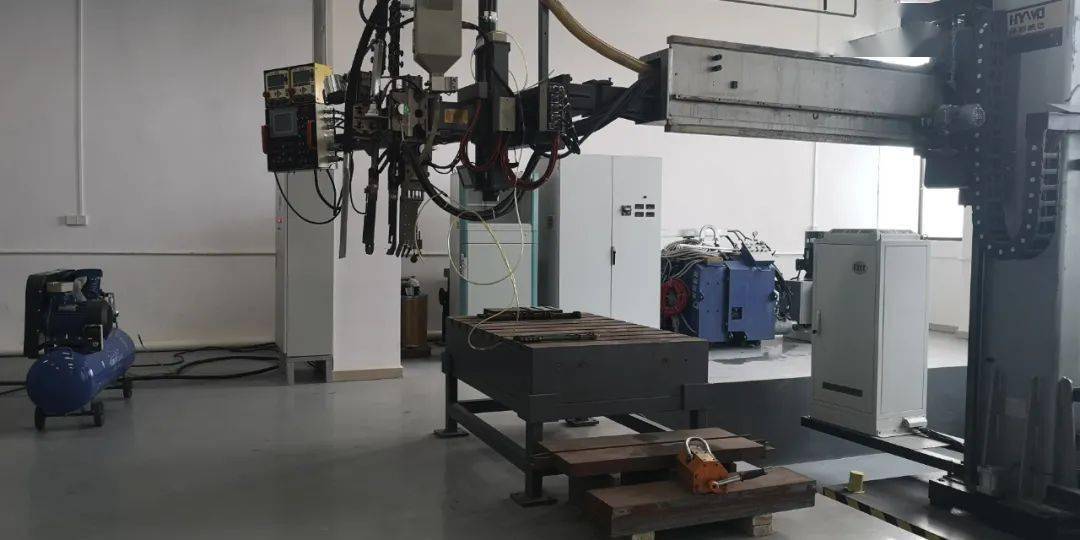 优翔国际生命院_中乌生命科学研究院_优翔生命院