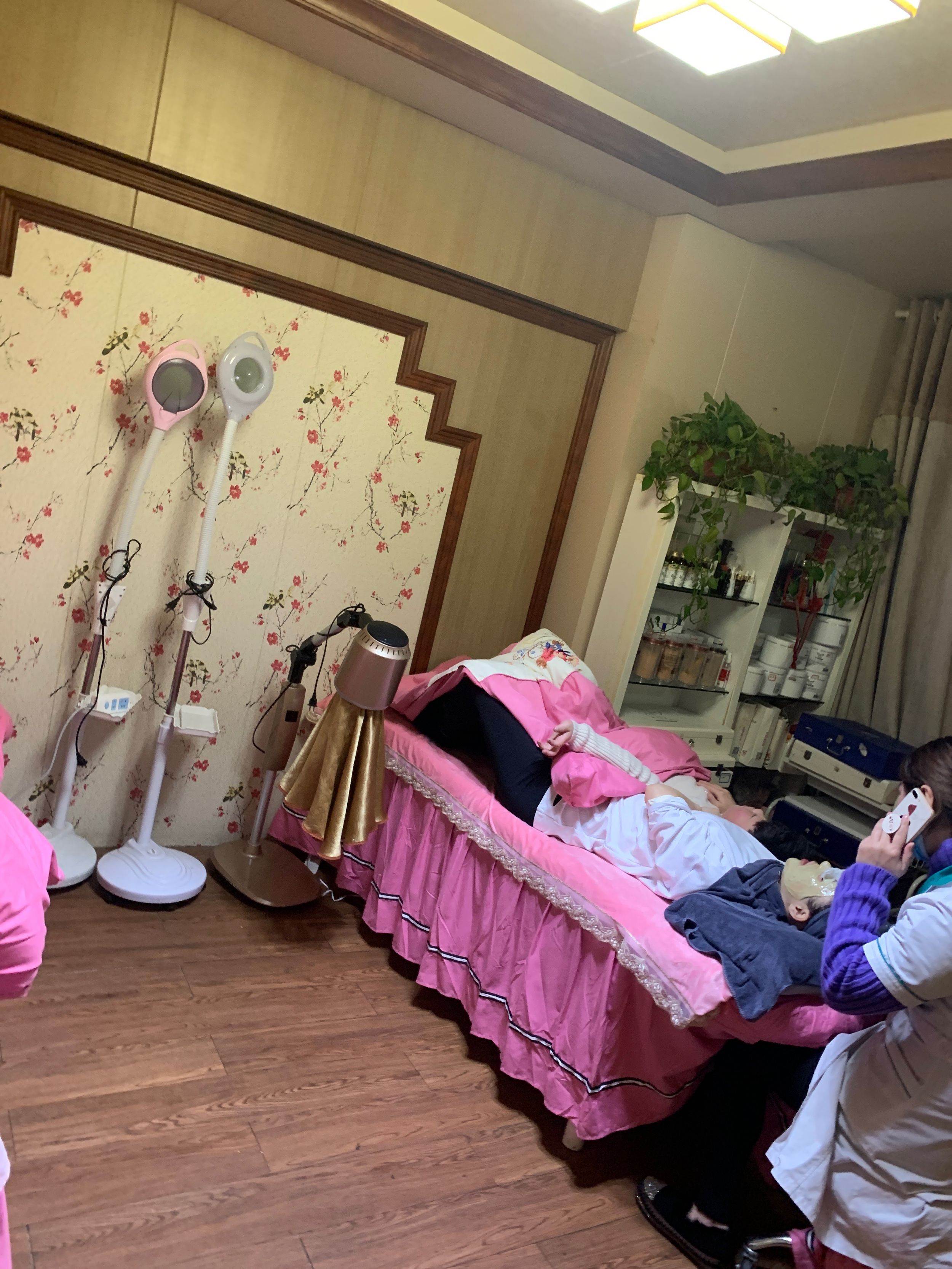 美容院做身体价格表_文峰做身体价格_橄榄油怎么做身体美容