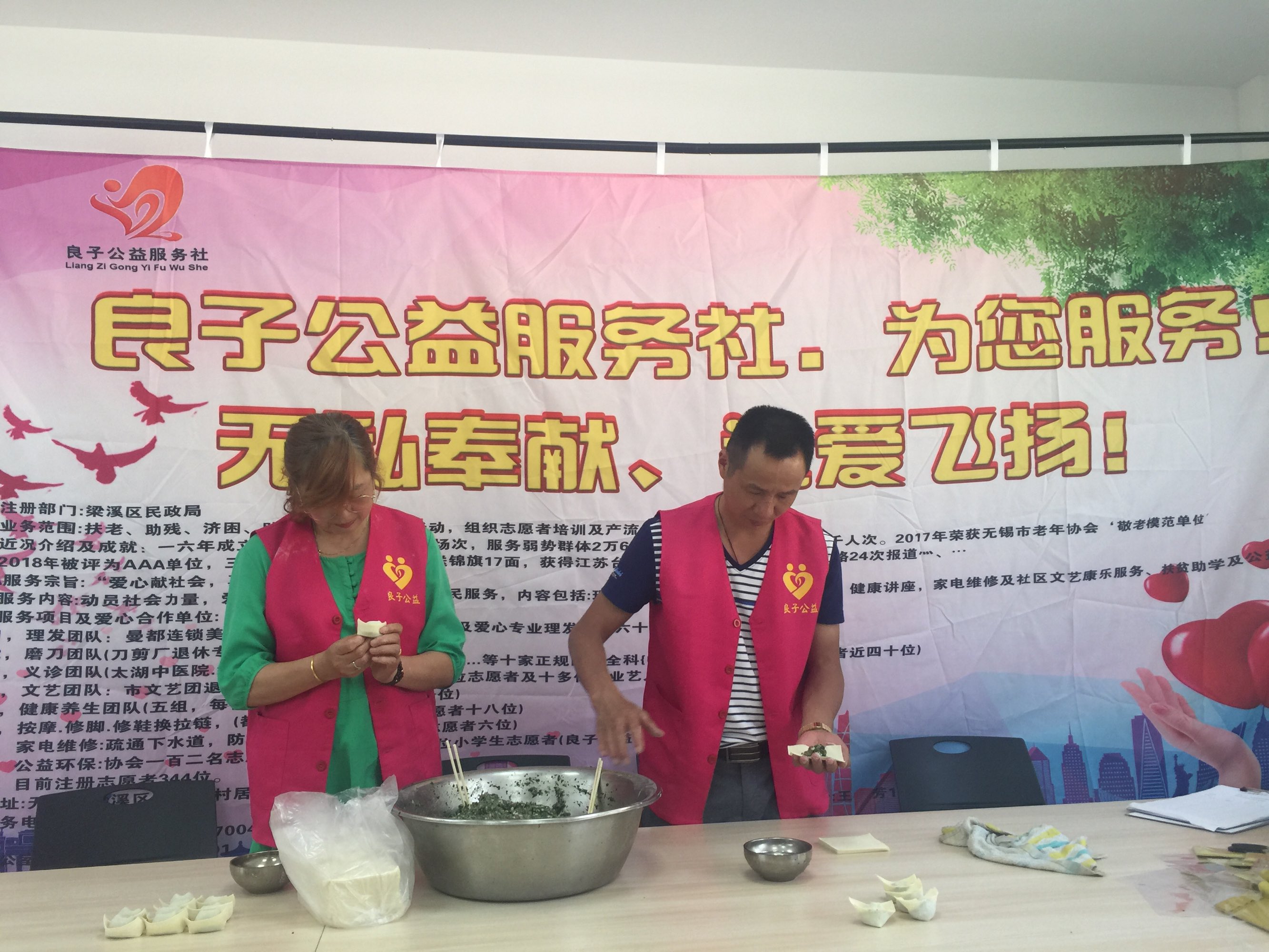 鲁迅的批判精神_狼图腾中的批判精神_要有批判精神议论文