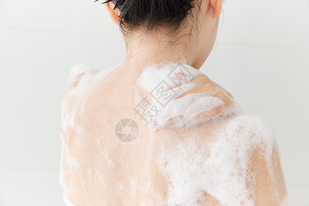 低头颈部背后痛_精油开背后很痛正常吗_精油开背后很痛正常吗