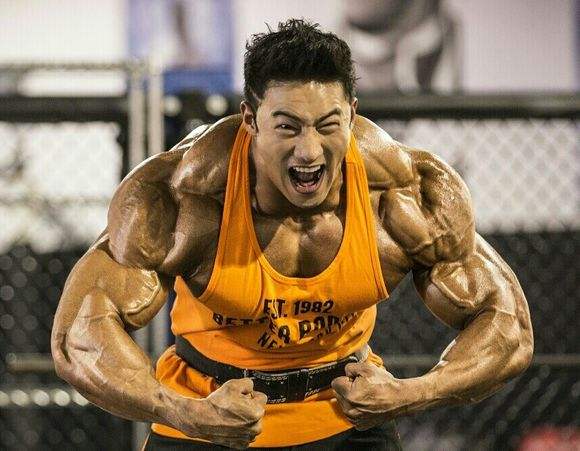 手臂脸上长色斑是什么原因_男生胸大是胖的原因吗_手臂大是什么原因