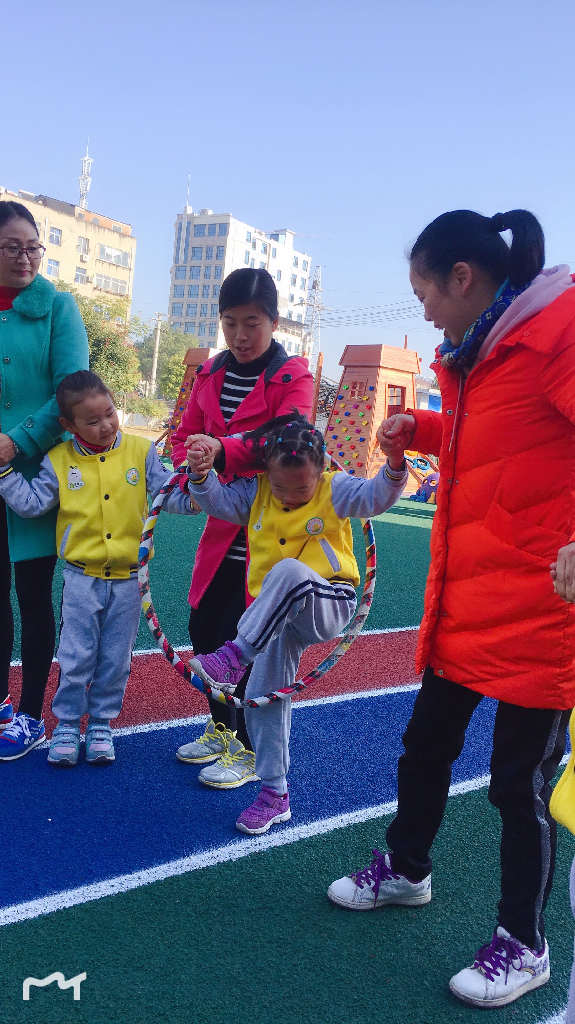 新娘出场方式_幼儿园运动会出场方式_运动中和运动后的补水方式