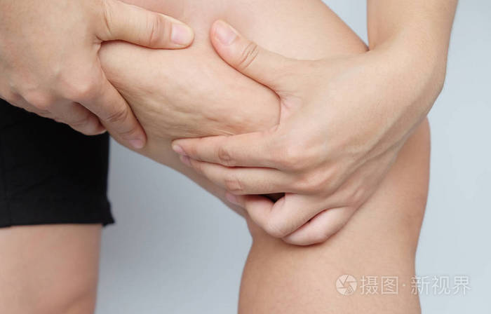 大腿平滑肌肉瘤的明显症状_如何让肌肉线条明显_小腿肌肉明显怎么办