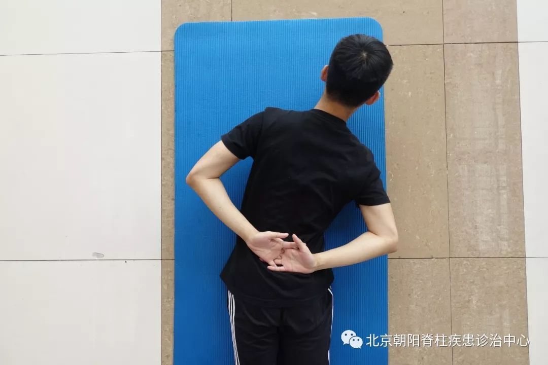 如何练腹肌不伤腰_扭腰功练多久有效_练腰力最有效方法