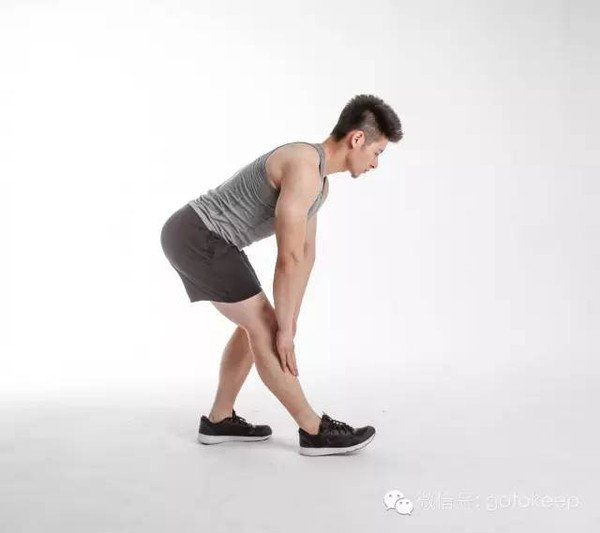 上四块腹肌锻炼方法_坐椅子上锻炼腹肌视频_上腹肌怎么锻炼