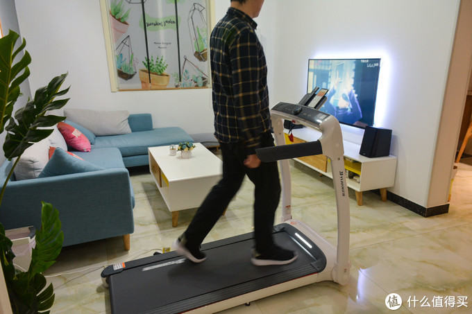怎么跑步腿不粗还瘦腿_经常跑步腿会粗吗_跑步机上快走腿会粗吗