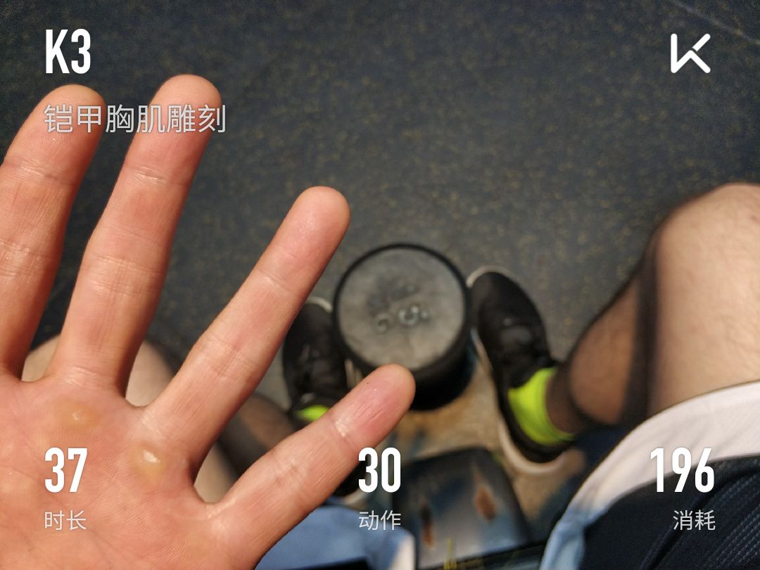 经常跑步腿会粗吗_天天快走腿会变粗吗_跑步机上快走腿会粗吗