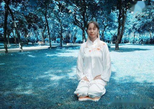 中华养生经络操_中华经络养生操_第十套经络养生运动晚操群英会