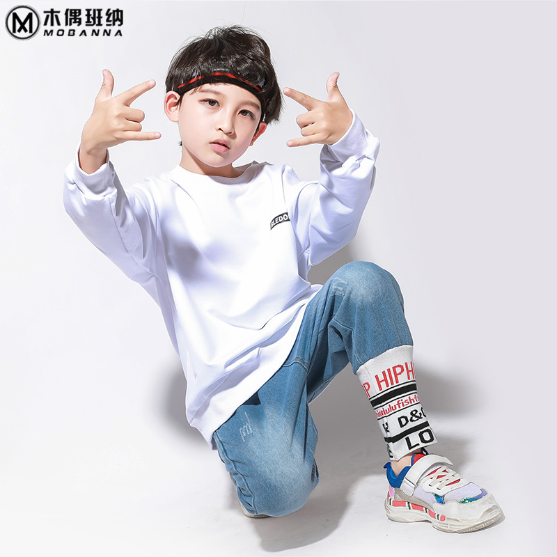 练腿时绑在腿上的橡皮筋有什么用_掌骨骨折伸不直能练好吗_儿童跳舞腿能不能练直