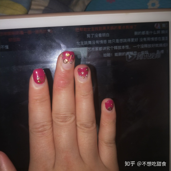幼儿手指游戏小班一个手指点点_小小班的手指游戏有哪些_小班经典手指游戏