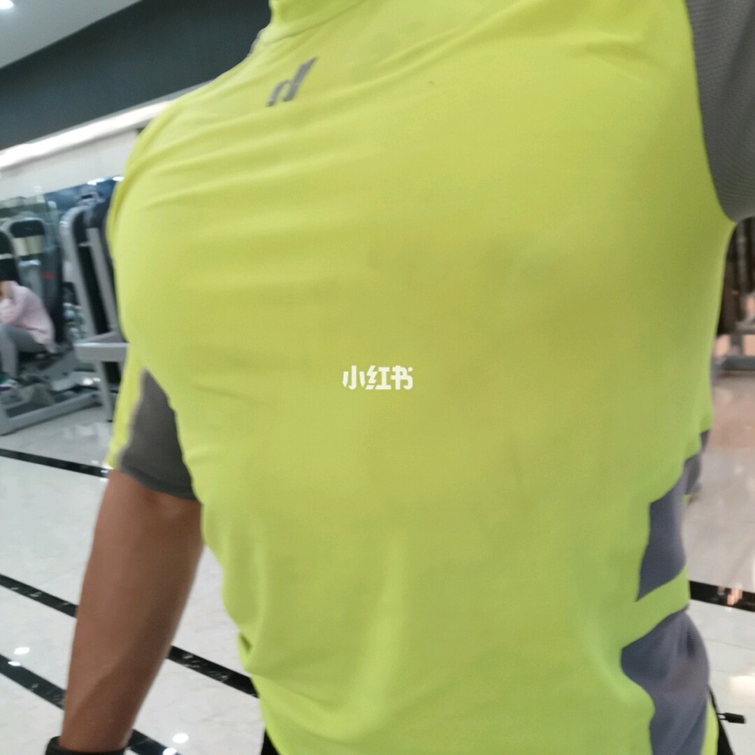 怎么锻炼肌肉长得快_如何锻炼肌肉长得快_锻炼肌肉吃什么长得快