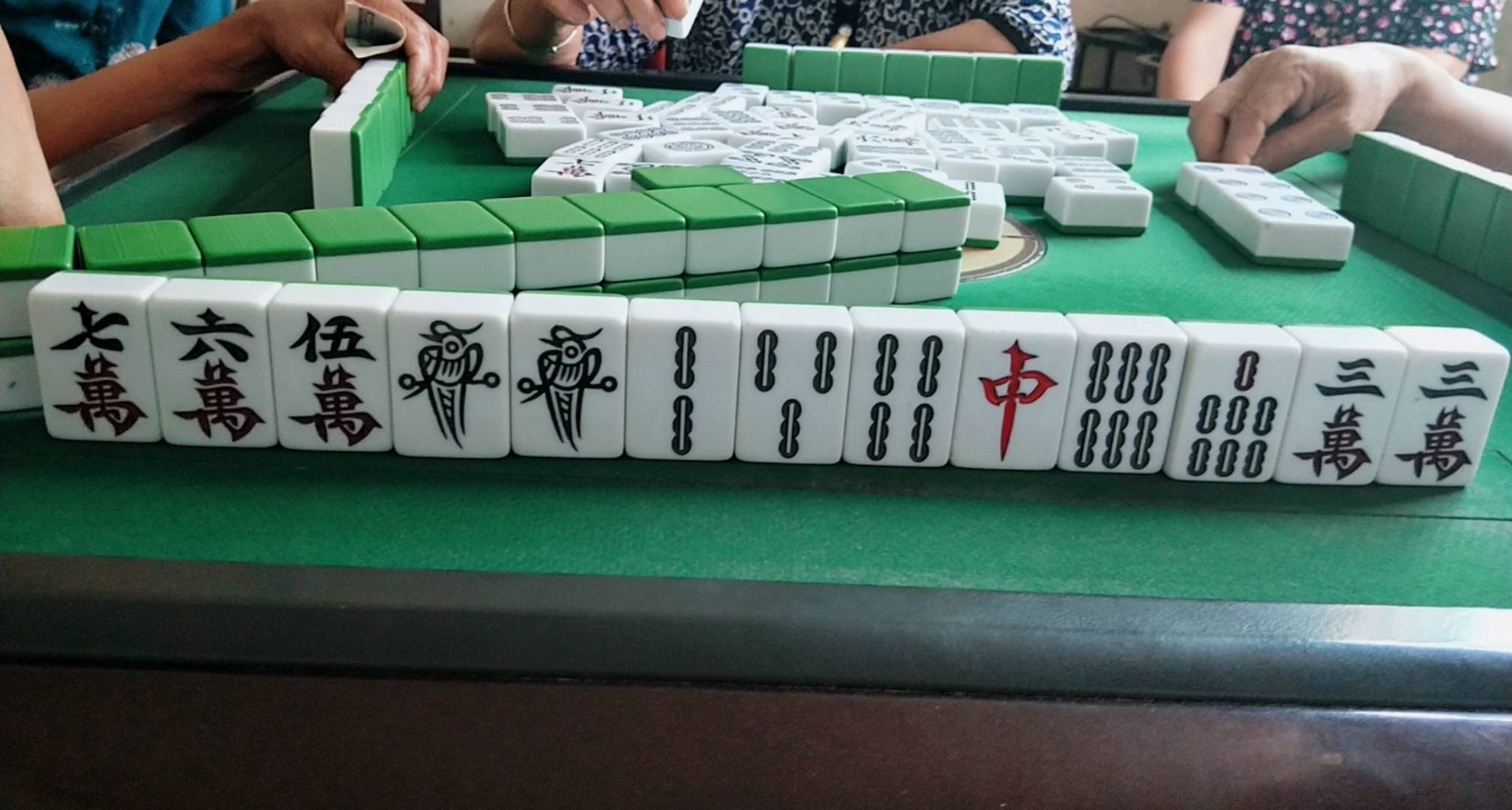 推倒胡麻将舍留牌技巧_推倒胡不准吃麻将技巧_推倒胡不能吃胡牌技巧