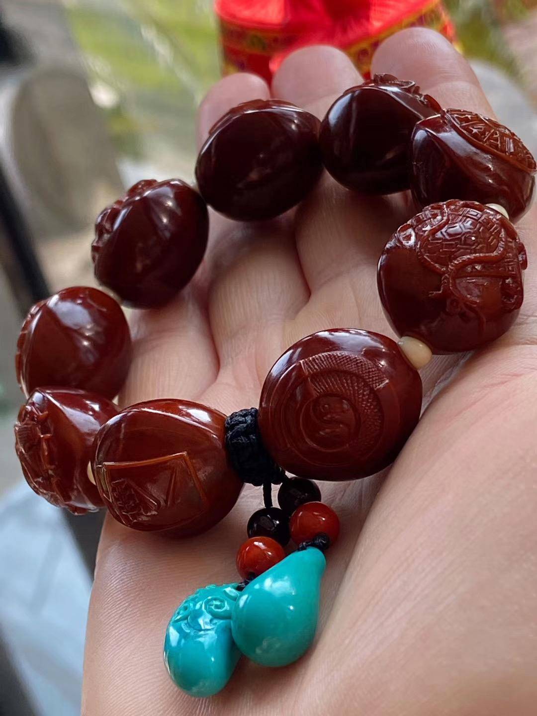橄榄核白筋能玩出来吗_橄榄核怎么盘玩方法_橄榄核雕手串玩什么题材的好