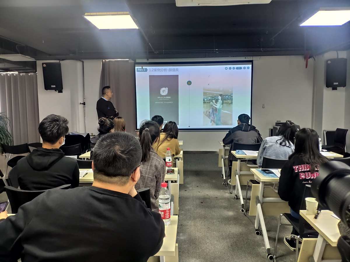 哪些短视频平台能赚钱_短视频怎么赚钱_短视频赚钱