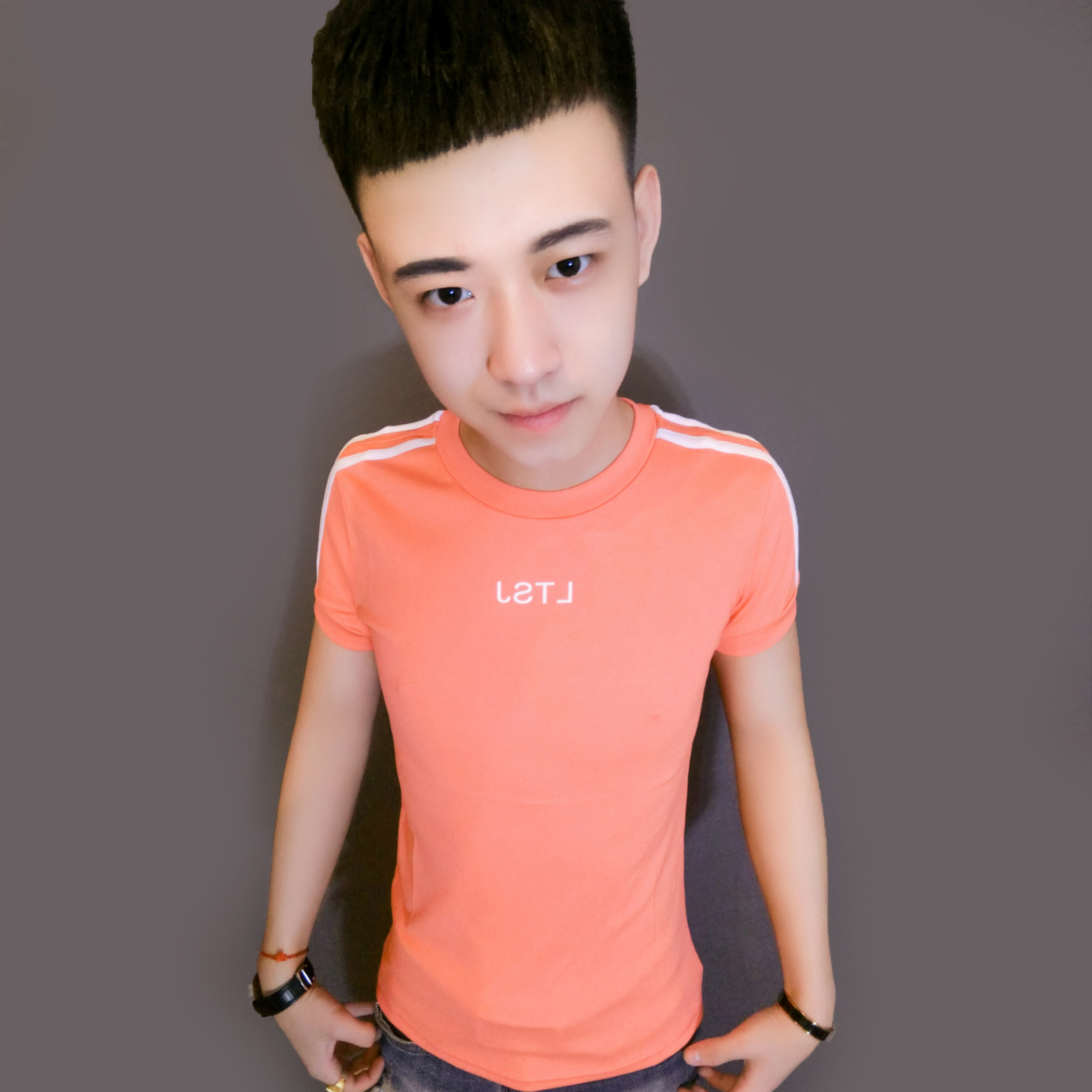 快手怎么看作品点赞_qq名片赞快速点赞软件_快手里面赞视频怎么删