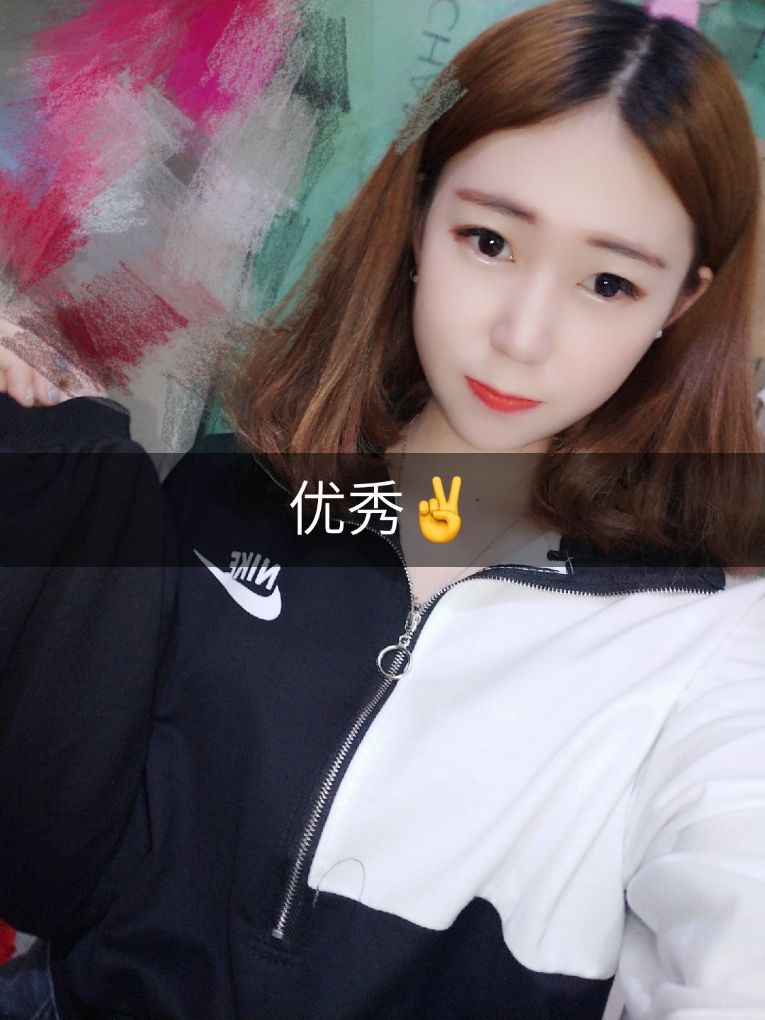 上胸围量紧点还是松点_快手有播放量没有点赞_快手增加点击量
