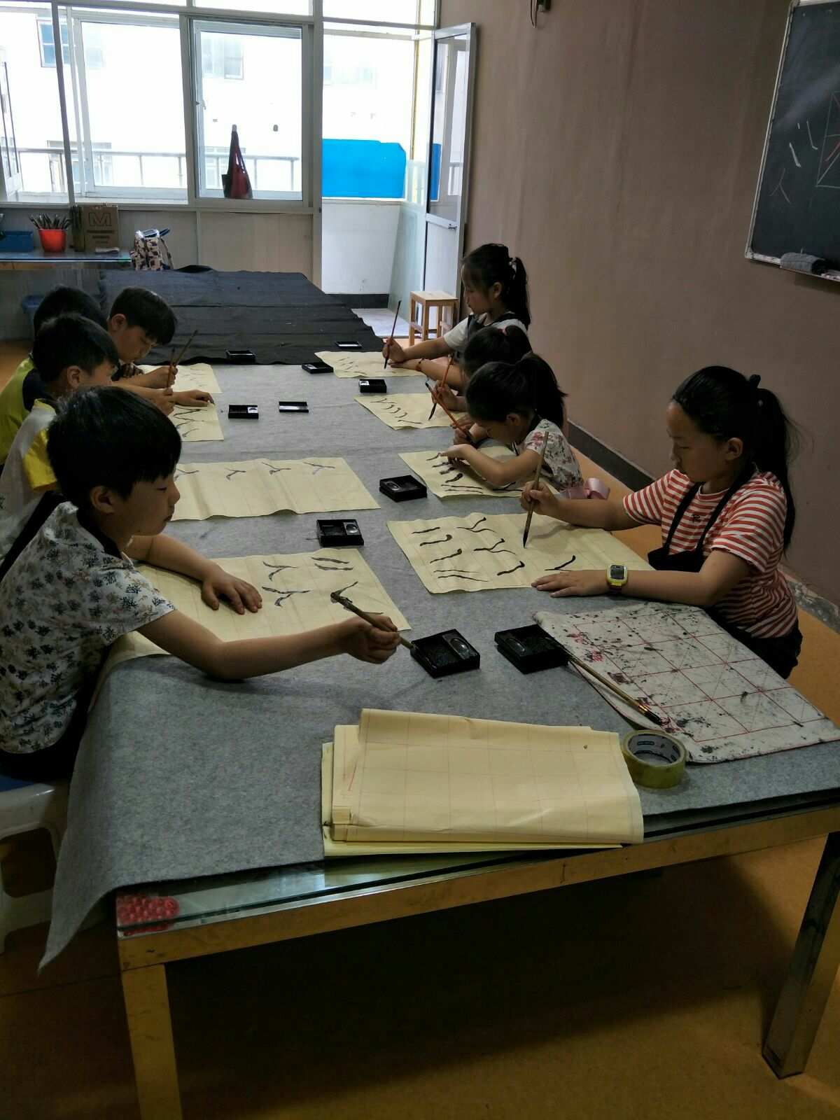 我是班级小明星手抄报简单版_安全手报抄报图片_六年级数学手抄报分数