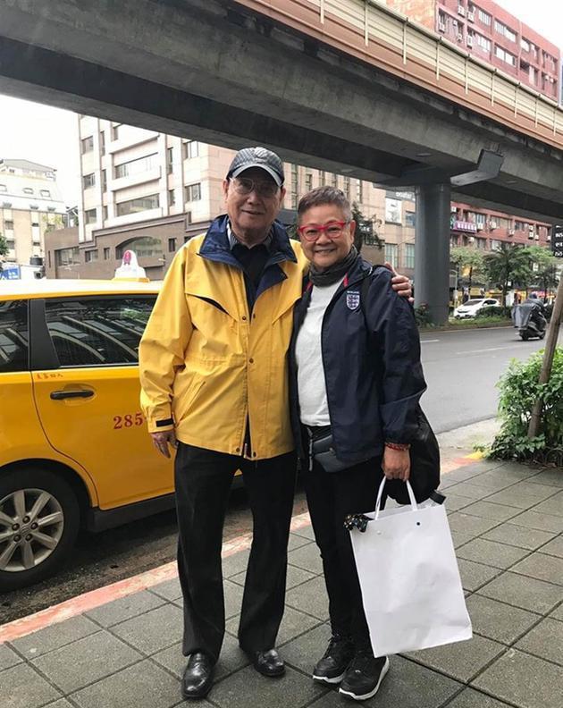 类似帅男偶像的电视剧_类似偶像练习生_类似迷你偶像的动漫