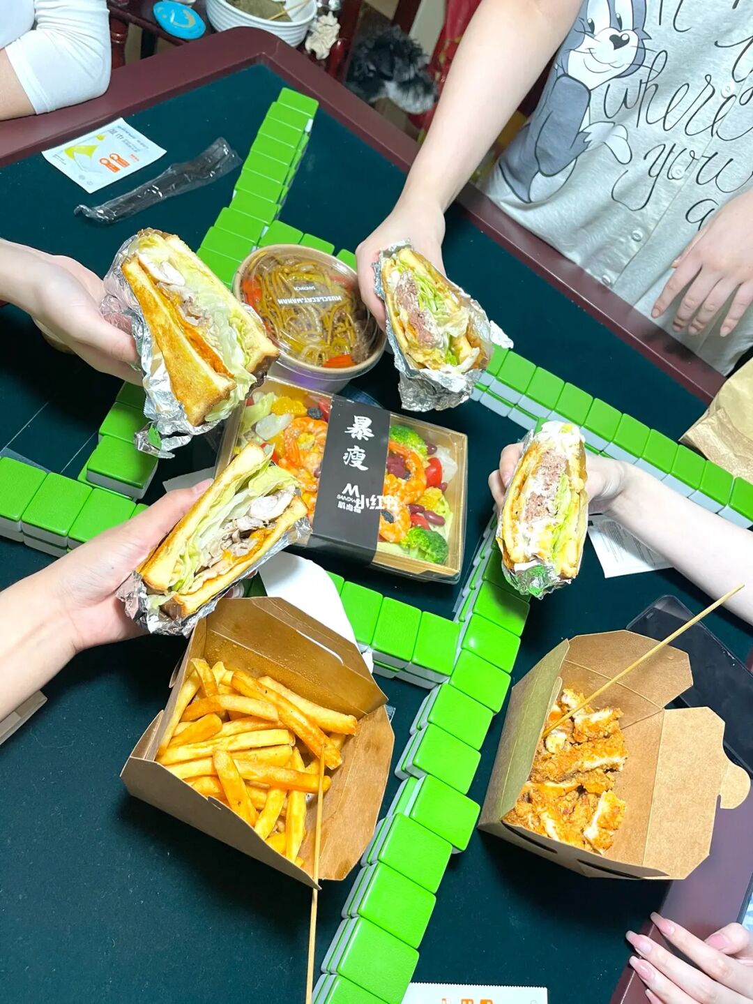 做梦打扑克是什么意思_打升级扑克在线游戏_大连扑克打滚子