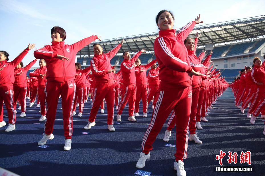 大妈爱跳舞土豆_中国大妈爱跳舞音乐_遂宁网舞蹈中国大妈爱跳舞