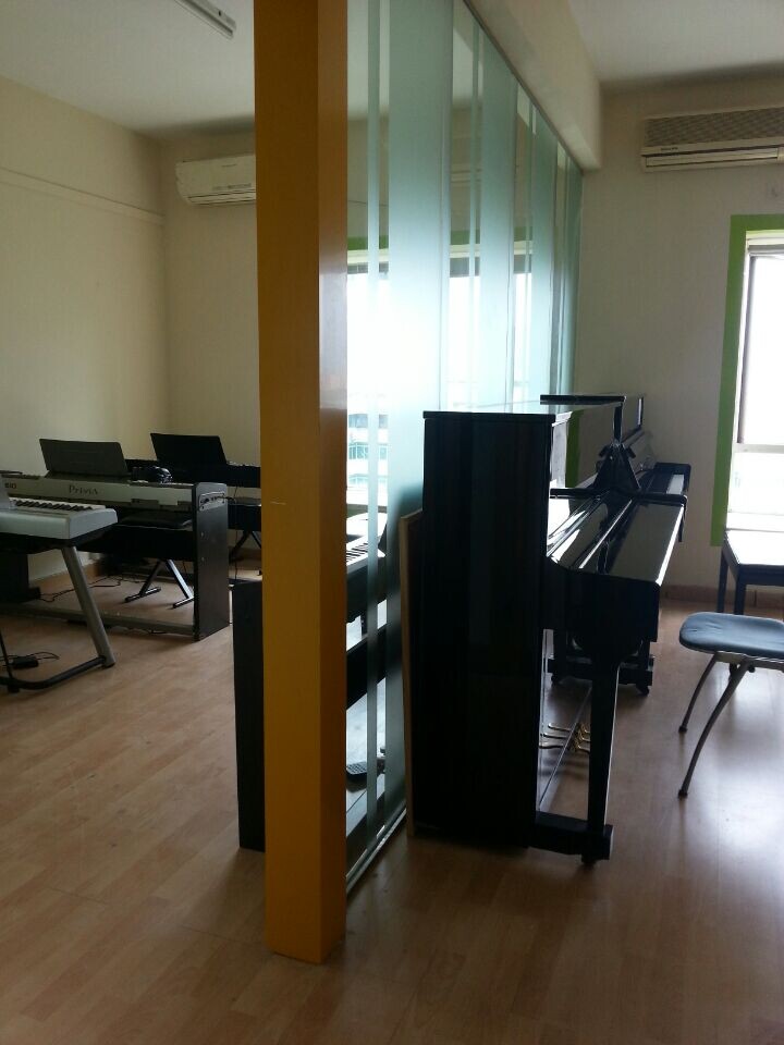 贵阳学钢琴哪里比较好_贵阳市钢琴培训中心_贵阳钢琴培训多少钱一个月