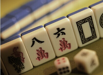 做梦打扑克是什么意思_梦见打麻将分钱_梦见合伙打牌分了钱