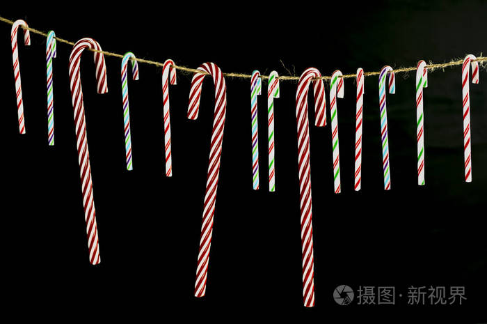 割绳子游戏_割绳子2攻略_切绳子吃糖果小游戏下载